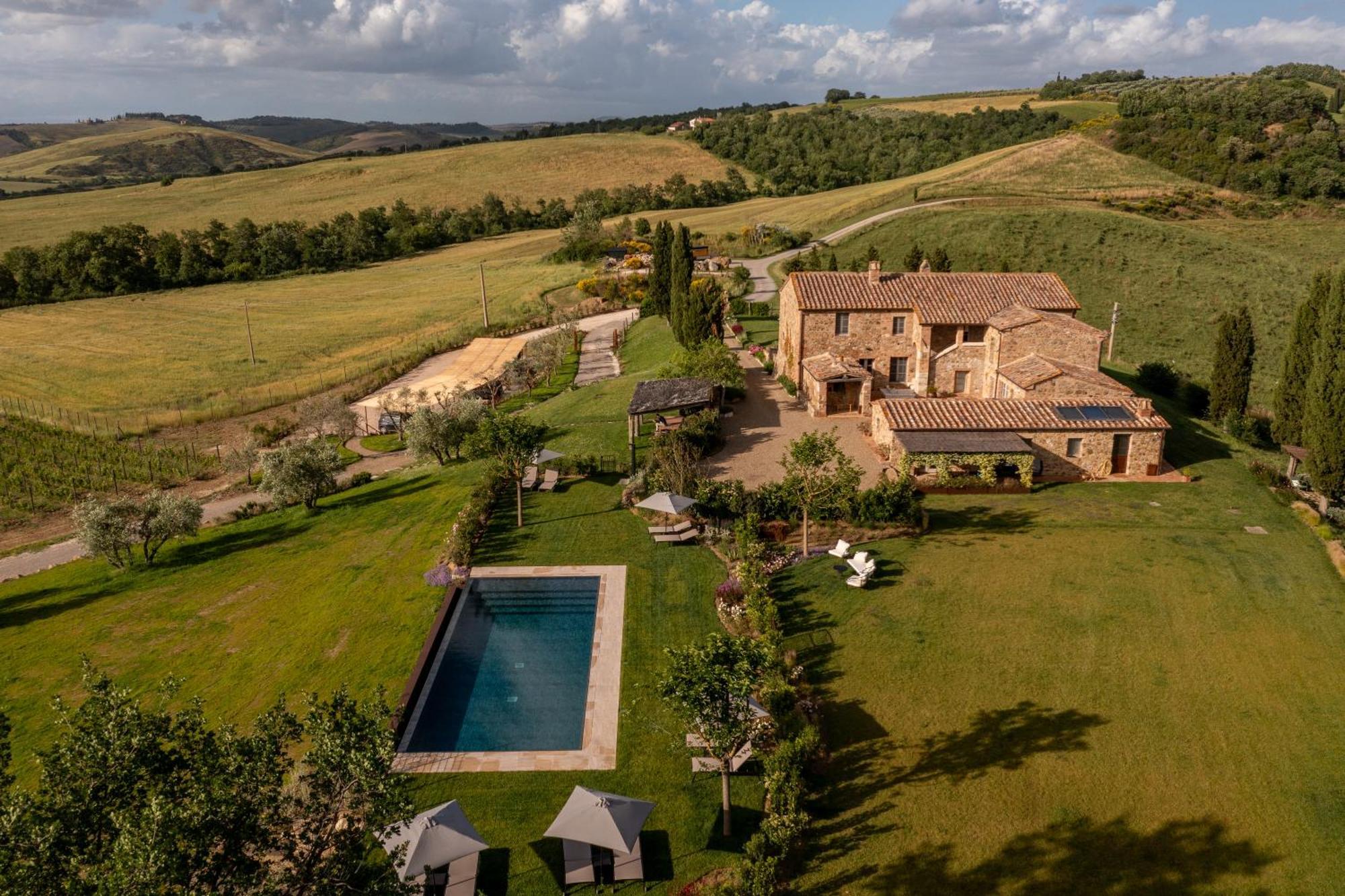 Sce Quiríc San Quirico dʼOrcia Exterior foto