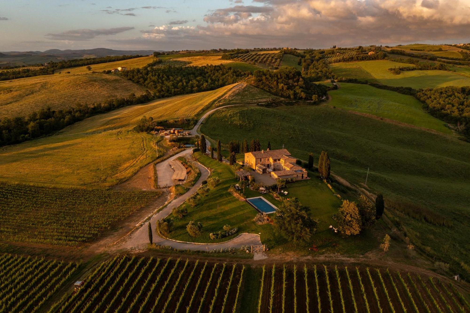 Sce Quiríc San Quirico dʼOrcia Exterior foto