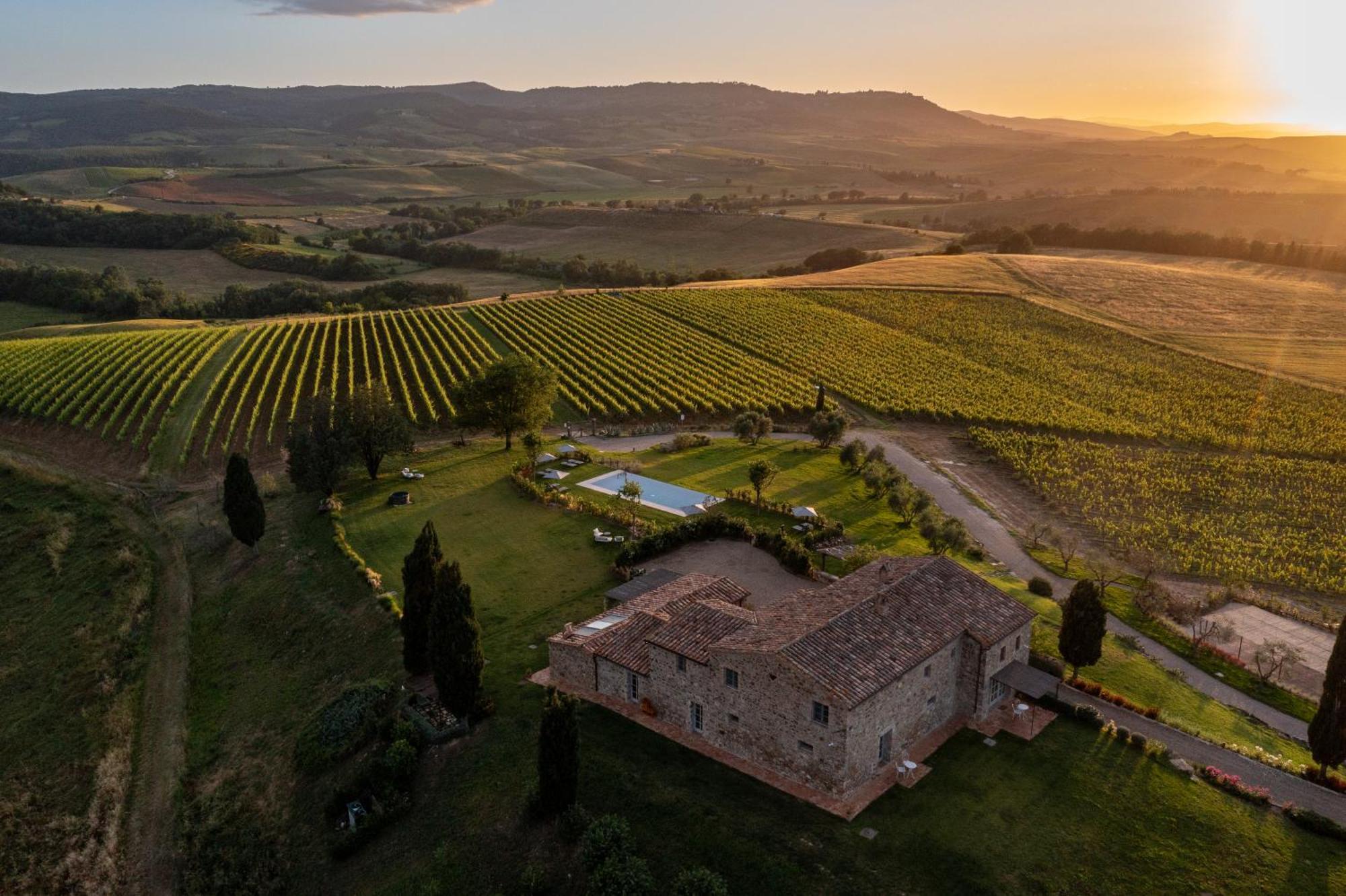 Sce Quiríc San Quirico dʼOrcia Exterior foto